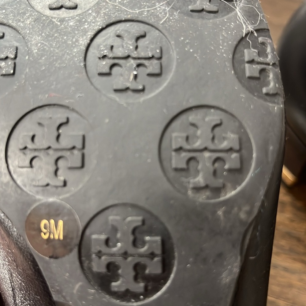 Tory Burch Black Heels with Gold Logo - Picture 10 of 12